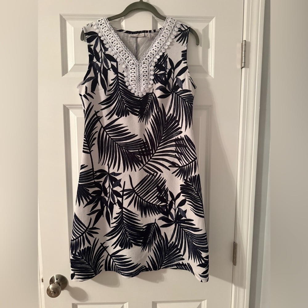 Dana Buchman | Navy and White Palm Print Sleeveless Embroidery Dress | Size S